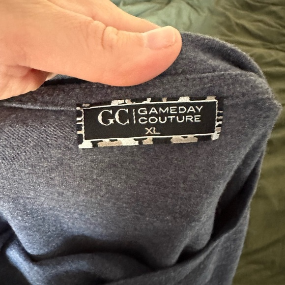 Gray Tar Heels Short Sleeve Tee with Leopard Accents - Picture 4 of 4